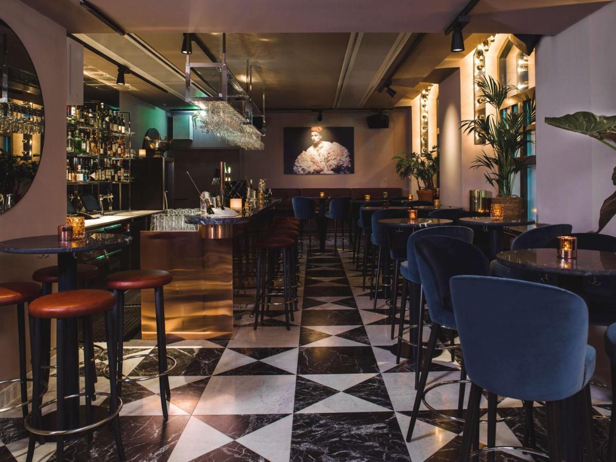 Radisson Collection, Strand Hotel, Стокхолм Екстериор снимка Interior of the bar